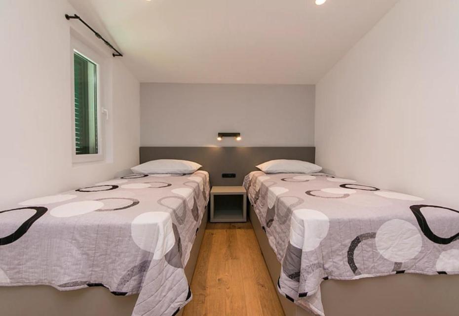 Apartments Simun Brela Zewnętrze zdjęcie