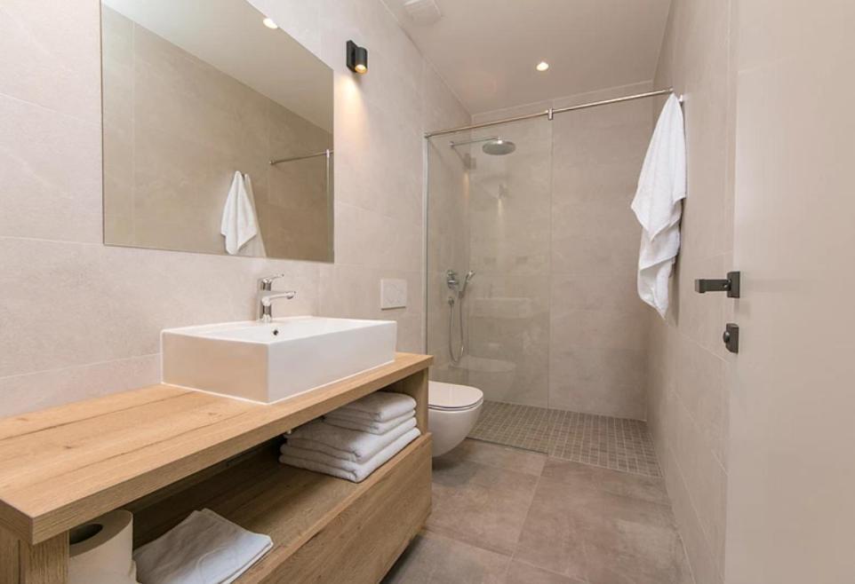 Apartments Simun Brela Zewnętrze zdjęcie