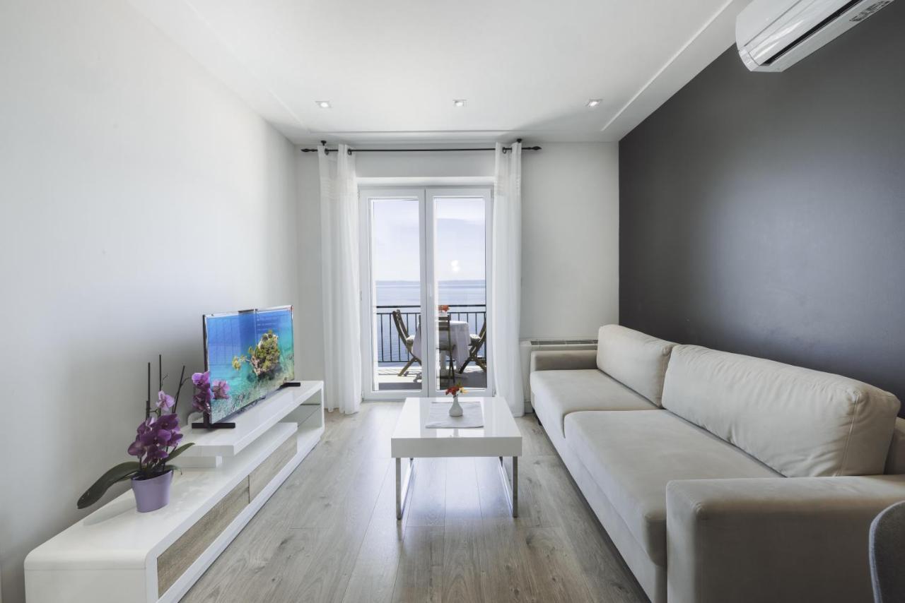 Apartments Simun Brela Zewnętrze zdjęcie