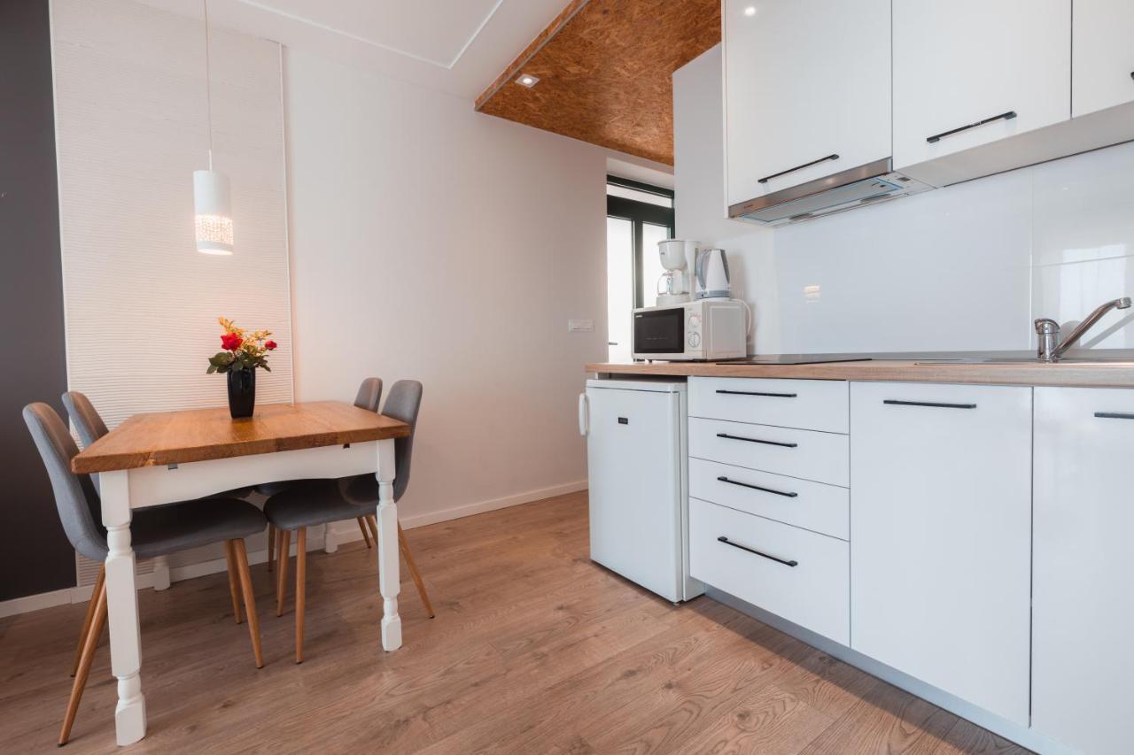 Apartments Simun Brela Zewnętrze zdjęcie