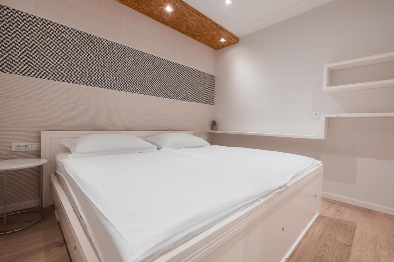 Apartments Simun Brela Zewnętrze zdjęcie