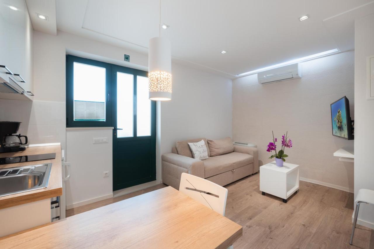 Apartments Simun Brela Zewnętrze zdjęcie
